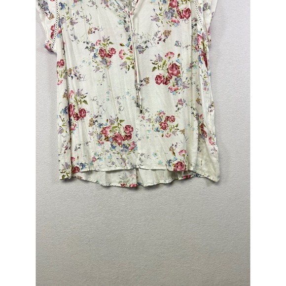 Buffalo David Bitton Floral Blouse Womens Size L Short Sleeve Tie Neck Top - Picture 3 of 8